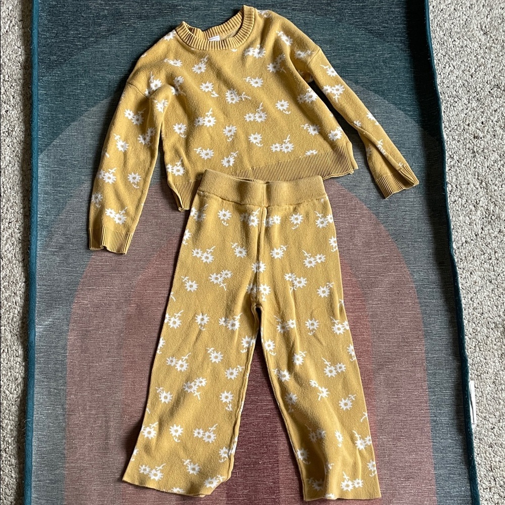 (2) Modern Moments Yellow Gold Fall Floral Knit Sweater and Pants Set
